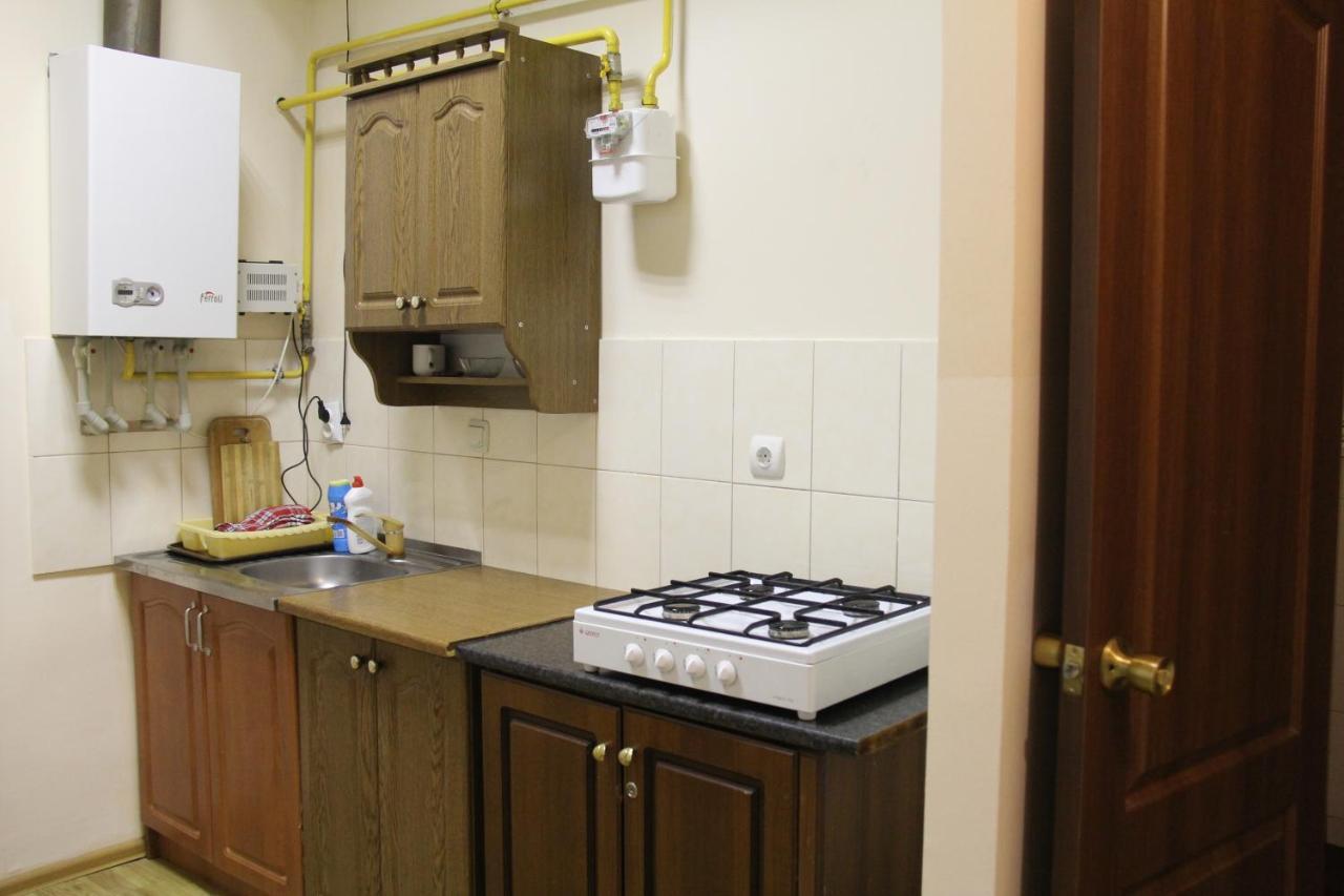 Apartments Domovik ,Kirilla I Mefodiya, 5 ムカチェヴォ エクステリア 写真